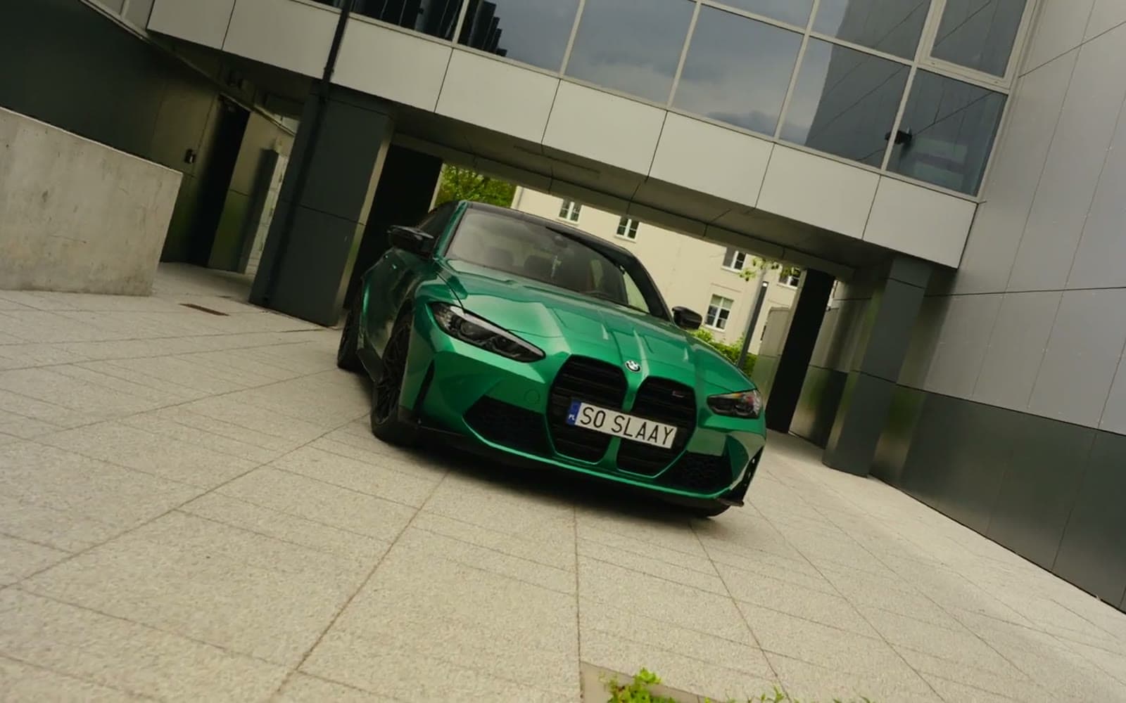 BMW M3: Motoryzacja, Wideo